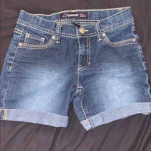 Perfect Condition girls midi jean shorts!